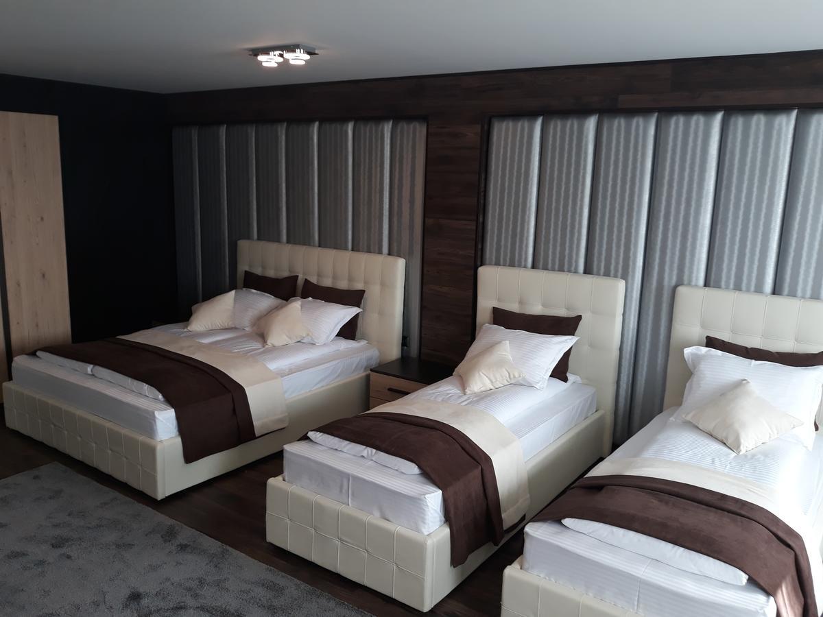 Hotel Acktion Deluxe Szumen Zewnętrze zdjęcie