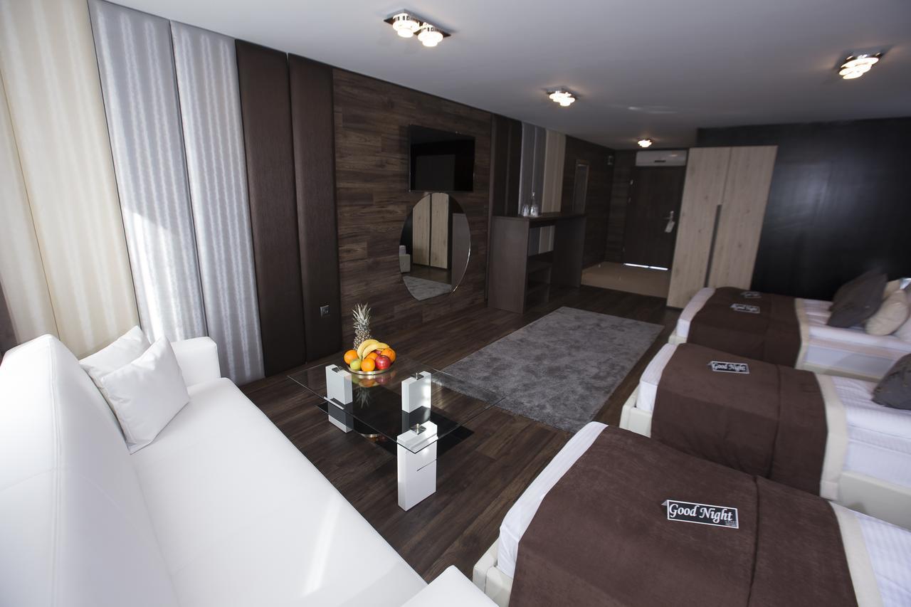 Hotel Acktion Deluxe Szumen Zewnętrze zdjęcie