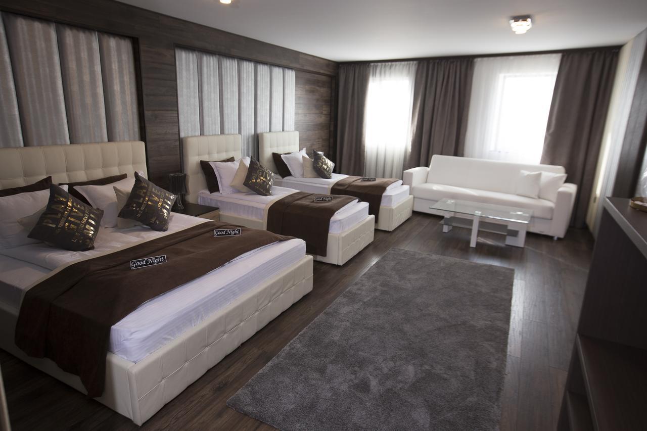 Hotel Acktion Deluxe Szumen Zewnętrze zdjęcie