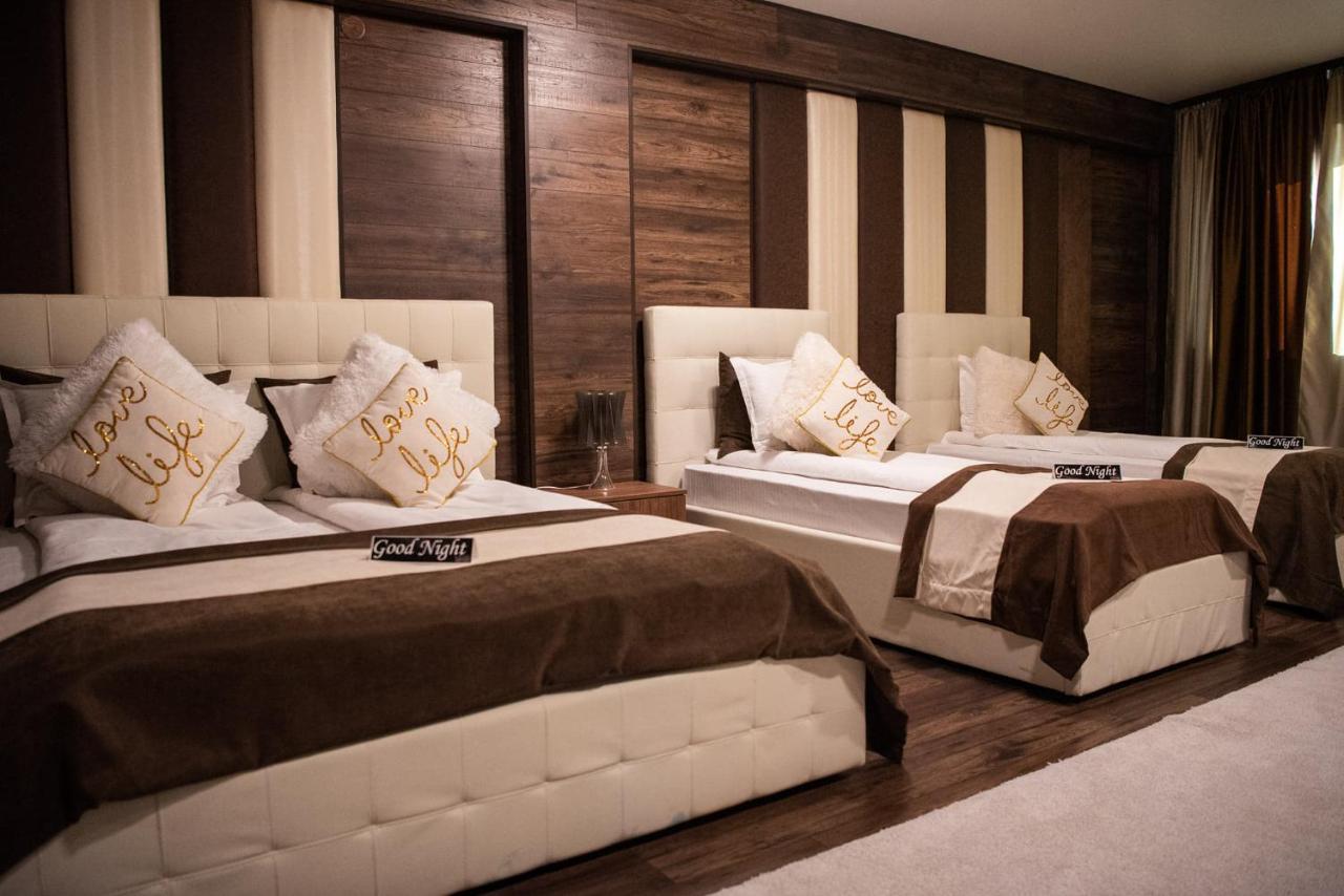 Hotel Acktion Deluxe Szumen Zewnętrze zdjęcie