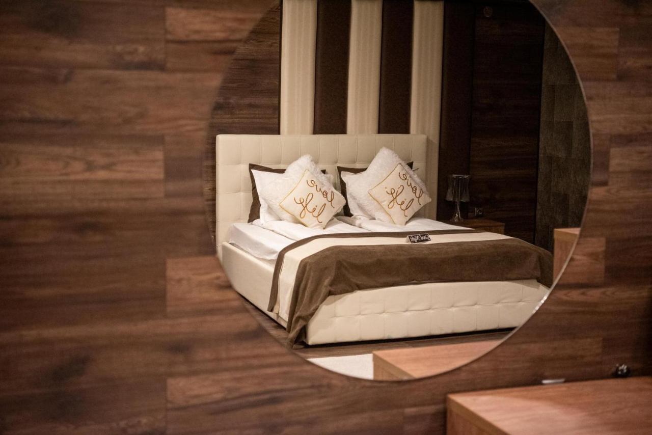 Hotel Acktion Deluxe Szumen Zewnętrze zdjęcie
